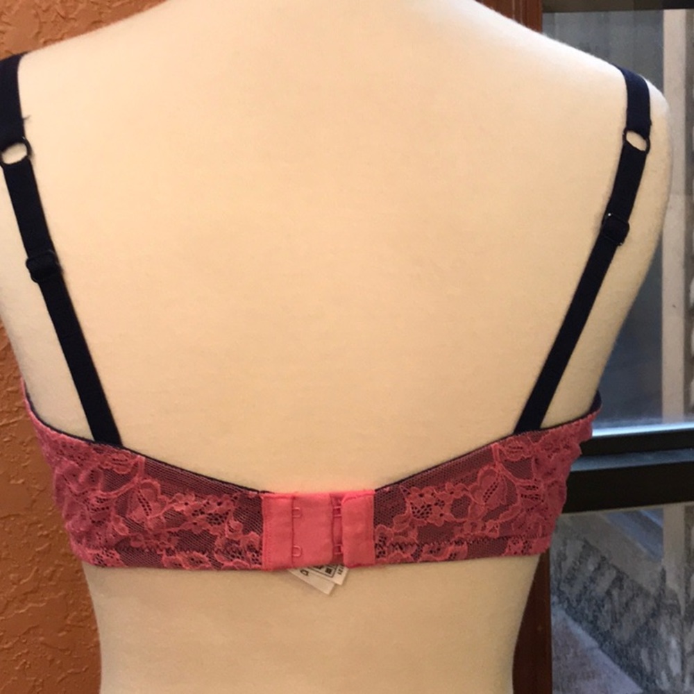 DKNY Bra will relist - Picture 2 of 5